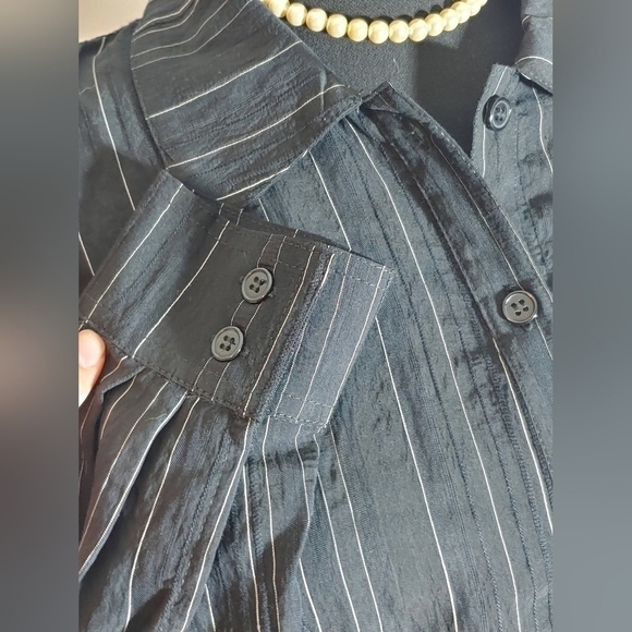 NWT ANIMALE Ladies Black QUILL Striped Button Down Top / Dress Shirt - Picture 4 of 5
